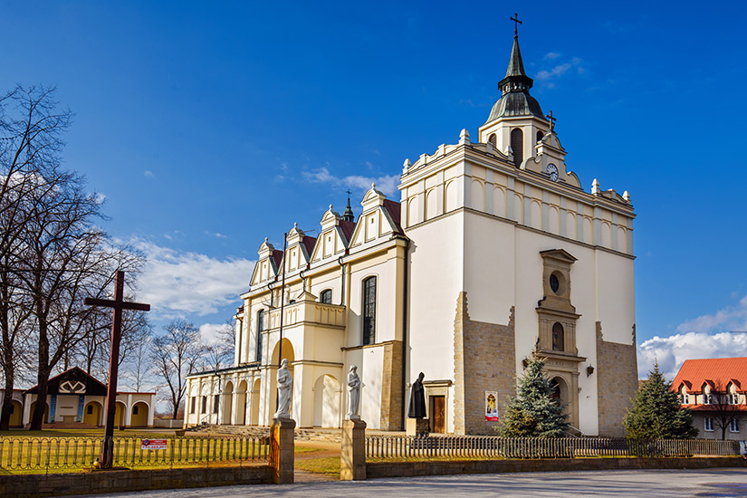 Sanktuarium Matki Bożej Okulickiej w Okulicach