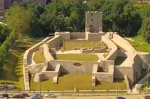 CETATEA MEDIEVALĂ A SEVERINULUI