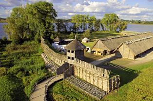 Muzeum Archeologiczne w Biskupinie